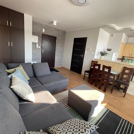 Komfortowe Studio 52 M2 W Centrum Grojca Grojec  Ngoại thất bức ảnh