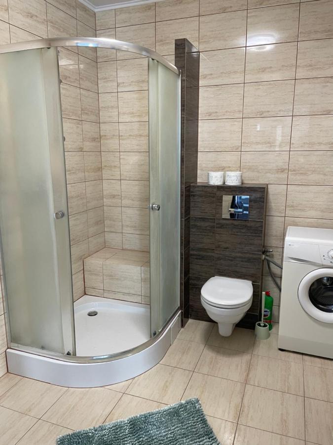 Komfortowe Studio 52 M2 W Centrum Grojca Grojec  Ngoại thất bức ảnh