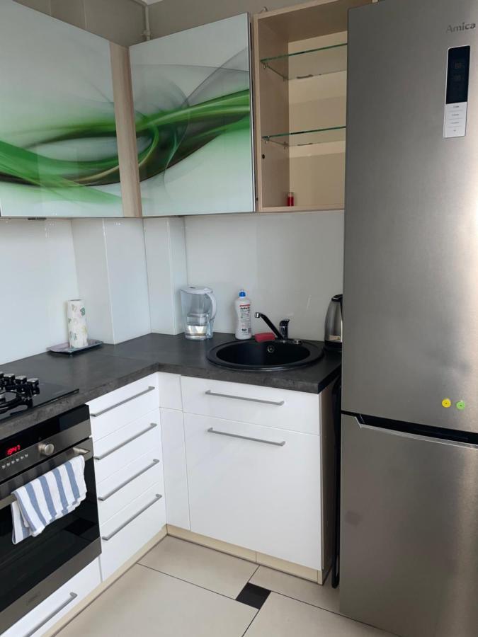 Komfortowe Studio 52 M2 W Centrum Grojca Grojec  Ngoại thất bức ảnh