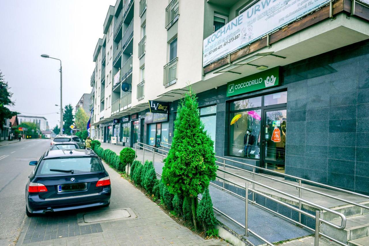 Komfortowe Studio 52 M2 W Centrum Grojca Grojec  Ngoại thất bức ảnh